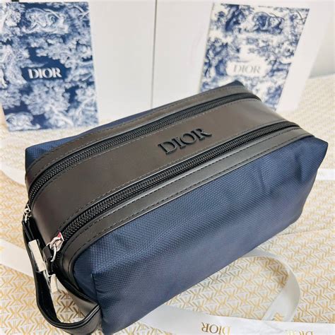 dior toiletries bag